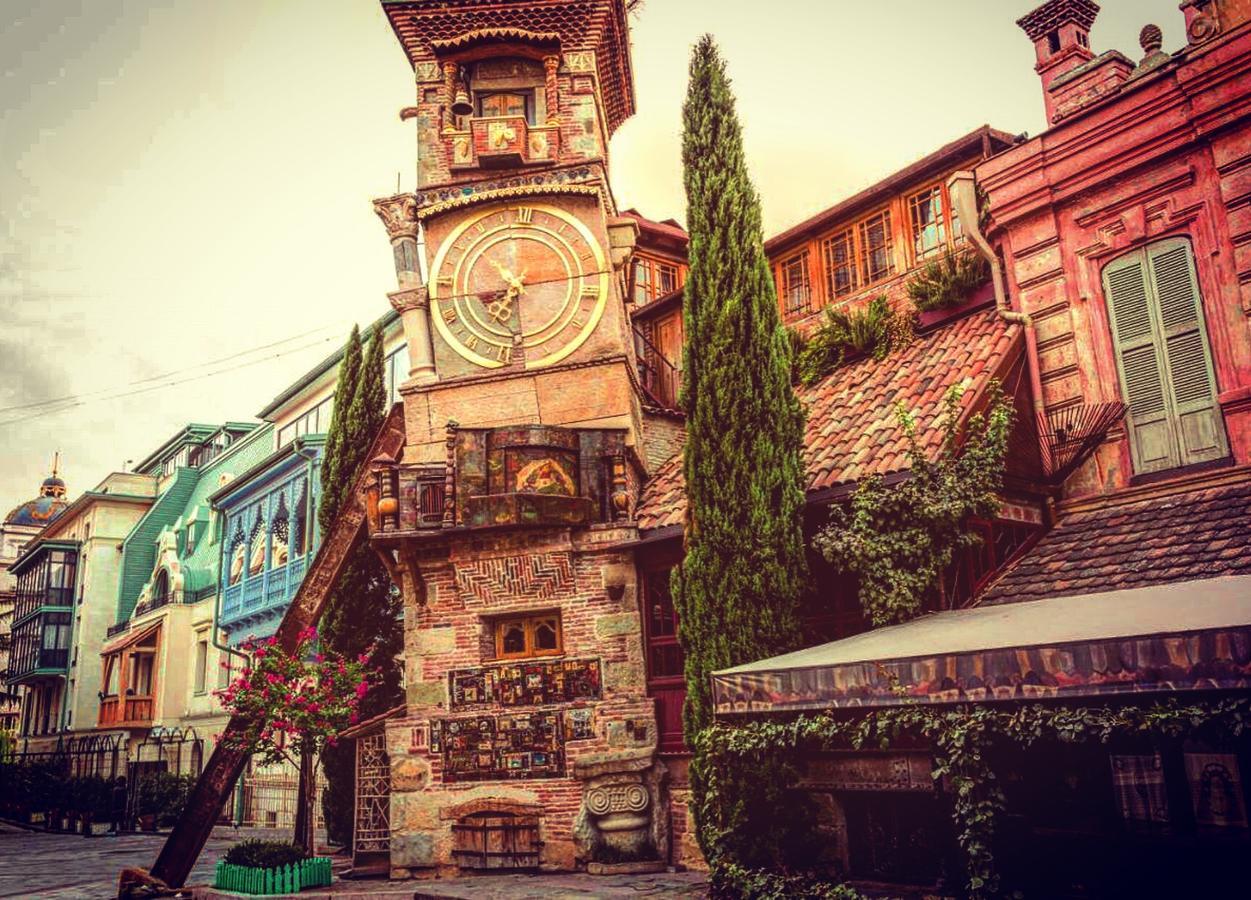Ms. Jackson Hostel Tbilisi Exterior photo